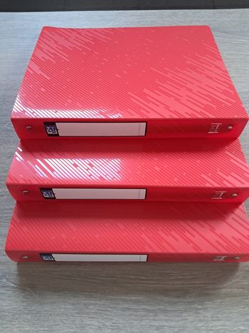 Lot de 8 classeurs neufs (souples, rigides et à leviers)