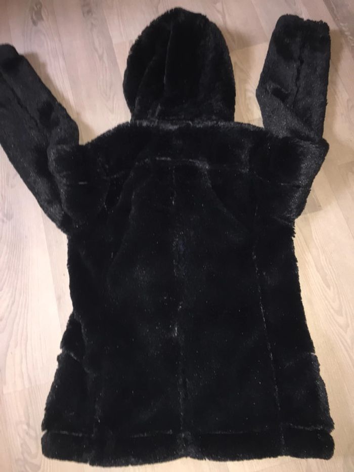 Très belle veste U-topik - photo numéro 4