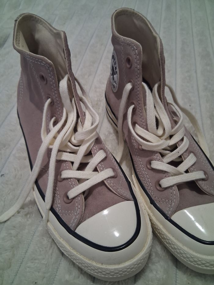 Converses montantes neuves - photo numéro 4