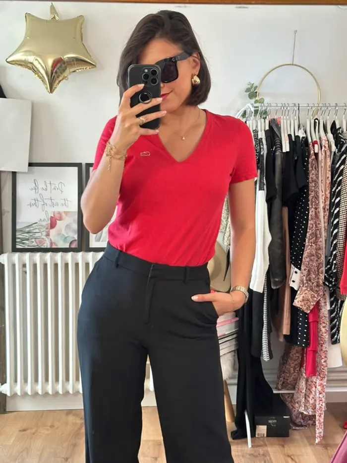 T-shirt Lacoste rouge taille 36 - photo numéro 2
