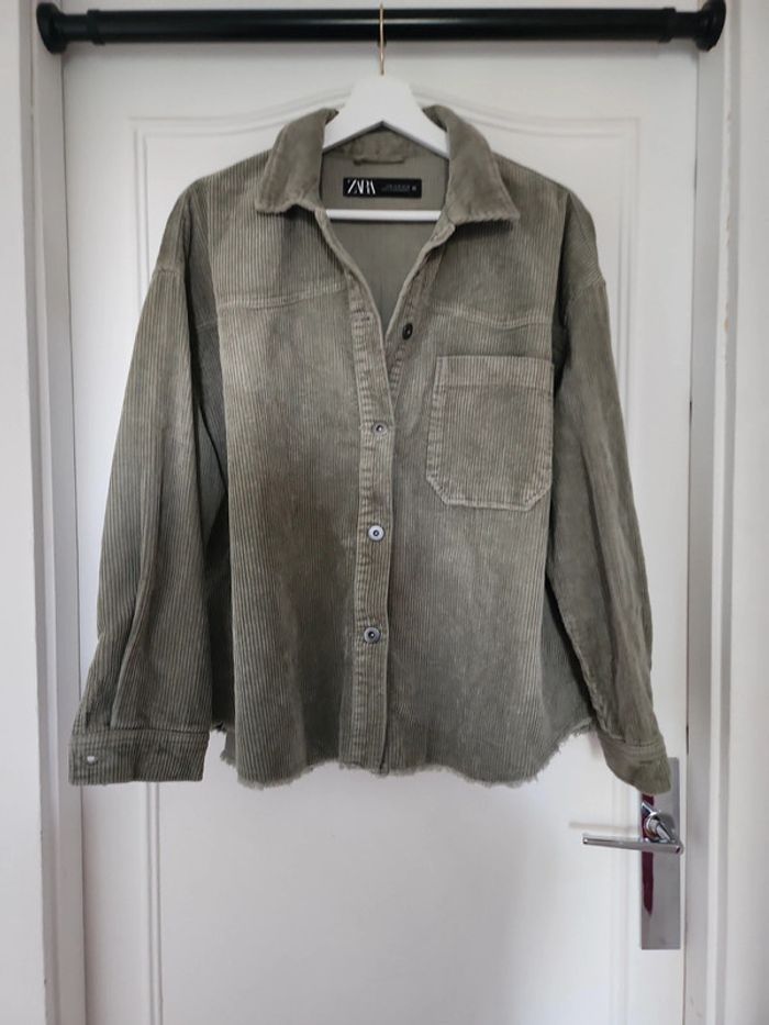 Veste chemise velours Zara - photo numéro 2