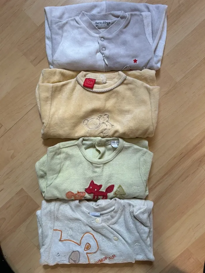 Lot 4 pyjamas 1 pièce mixte