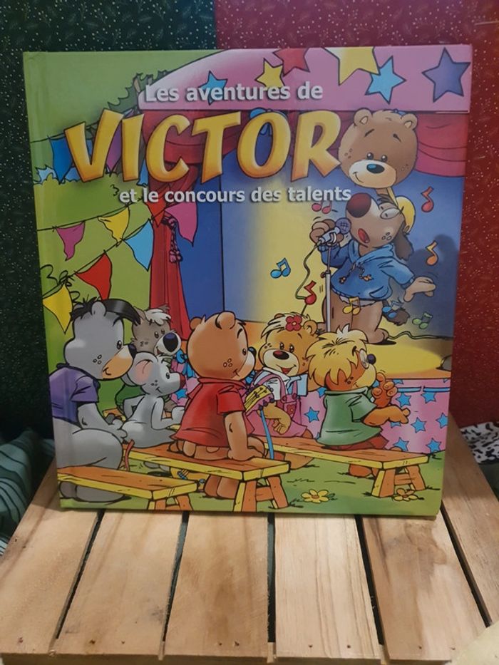 Livre les aventures de Victor - photo numéro 1