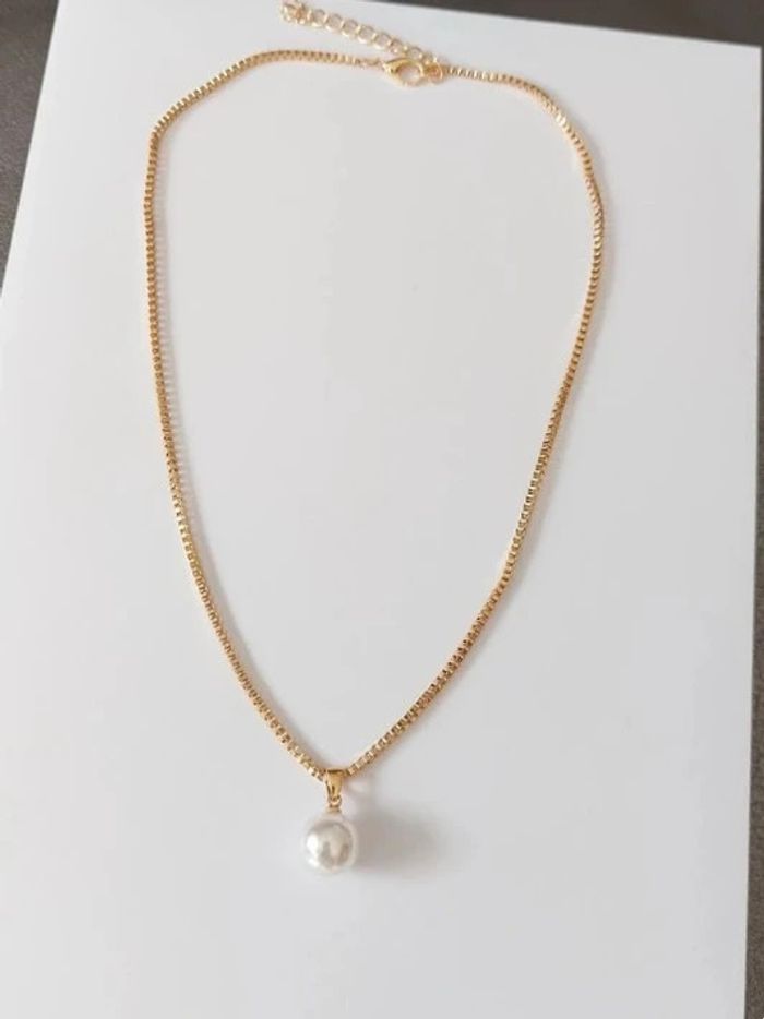 Magnifique parure collier et boucles d'oreilles, perles blanches nacrées, neuf - photo numéro 2