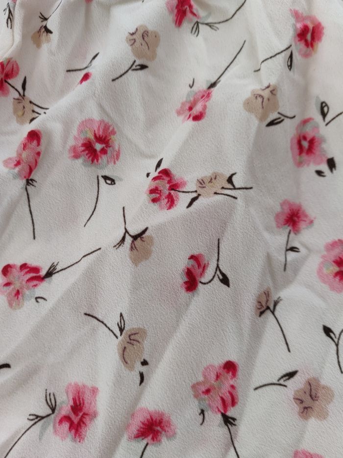 Haut blanc floral - photo numéro 5