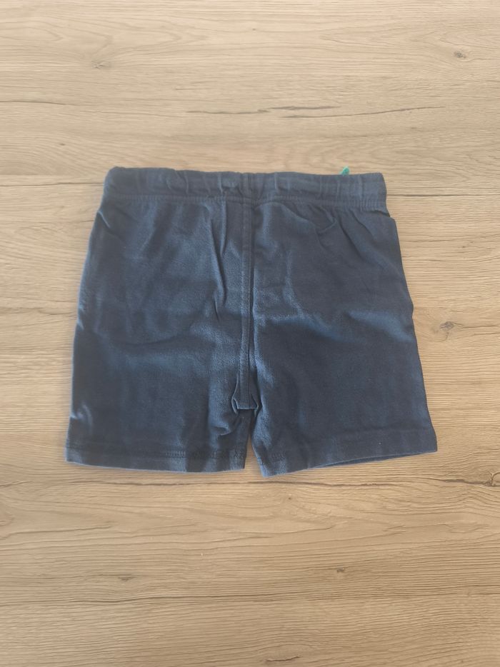 Short 3 ans - photo numéro 2