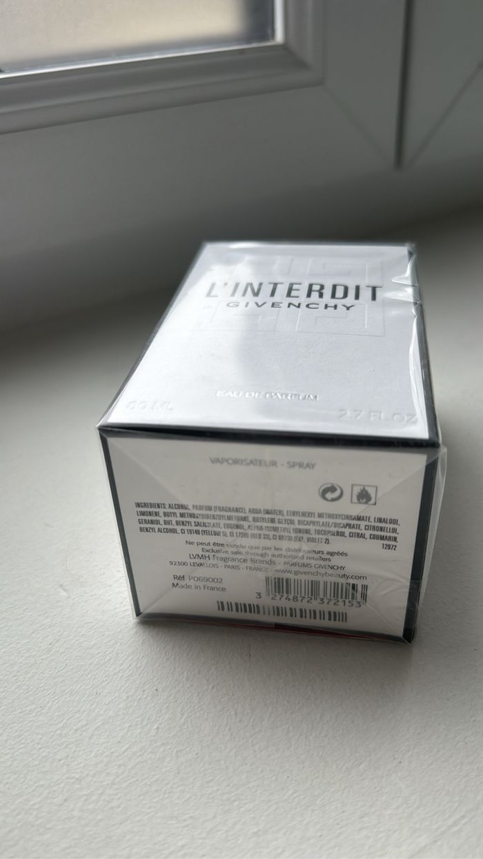 Parfum Givenchy L’interdit - photo numéro 2