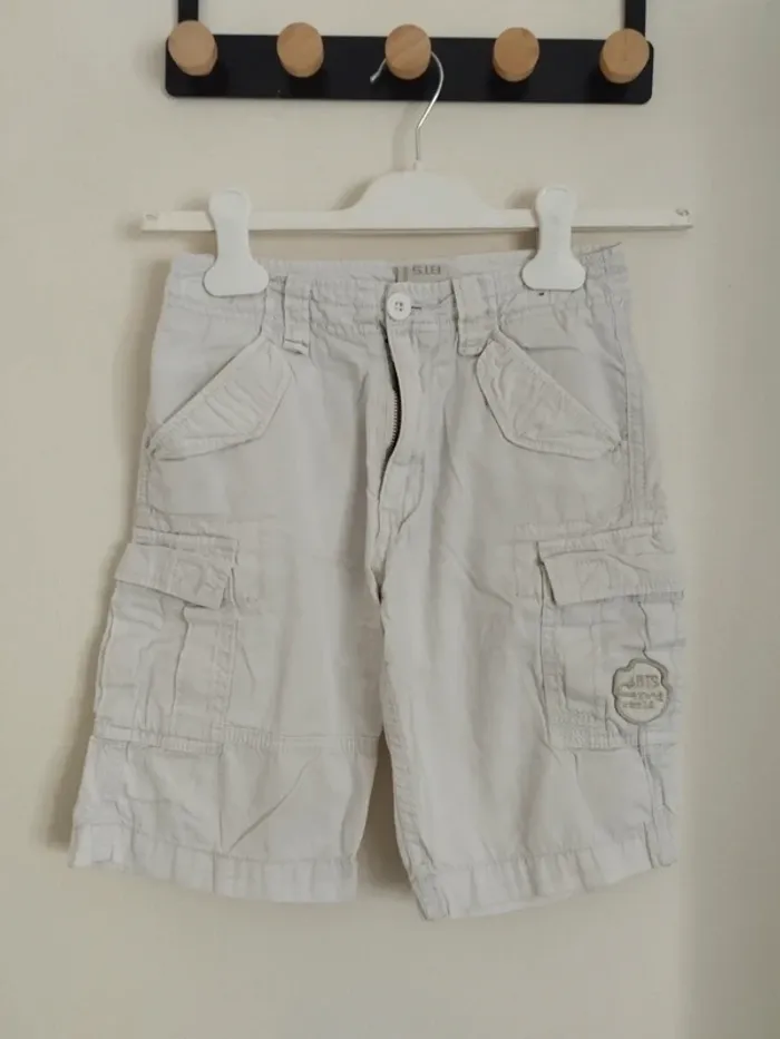 Short taille 8 ans