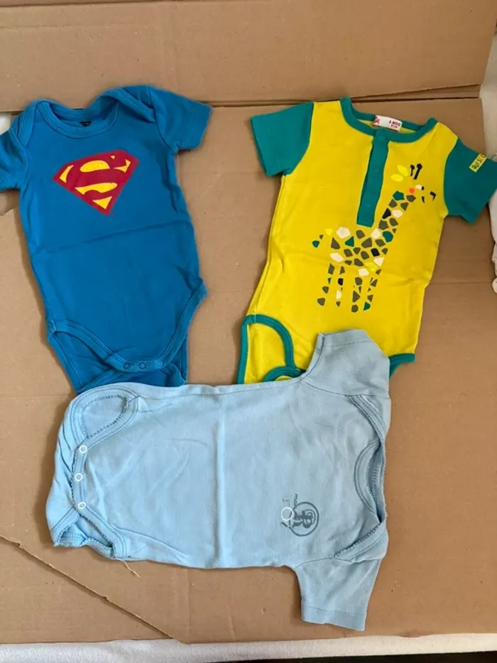Lot de 23 vêtements bébé garçon taille 6 mois - photo numéro 6