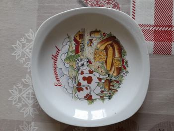 Assiette décorative