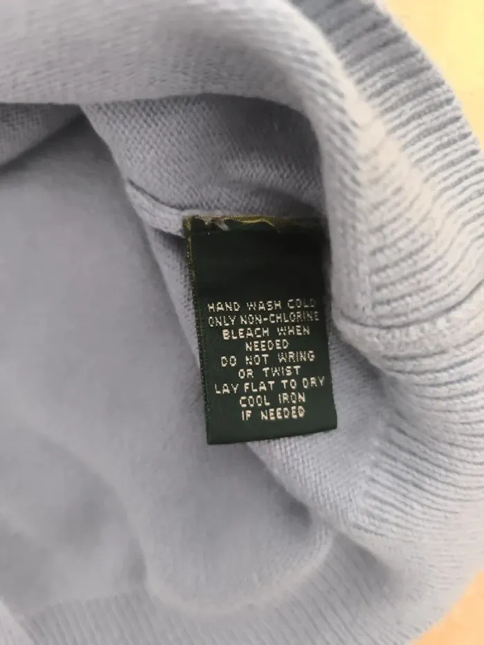 Lots de pull femme Tommy Hilfiger et Ralph Lauren mauvais état - photo numéro 9