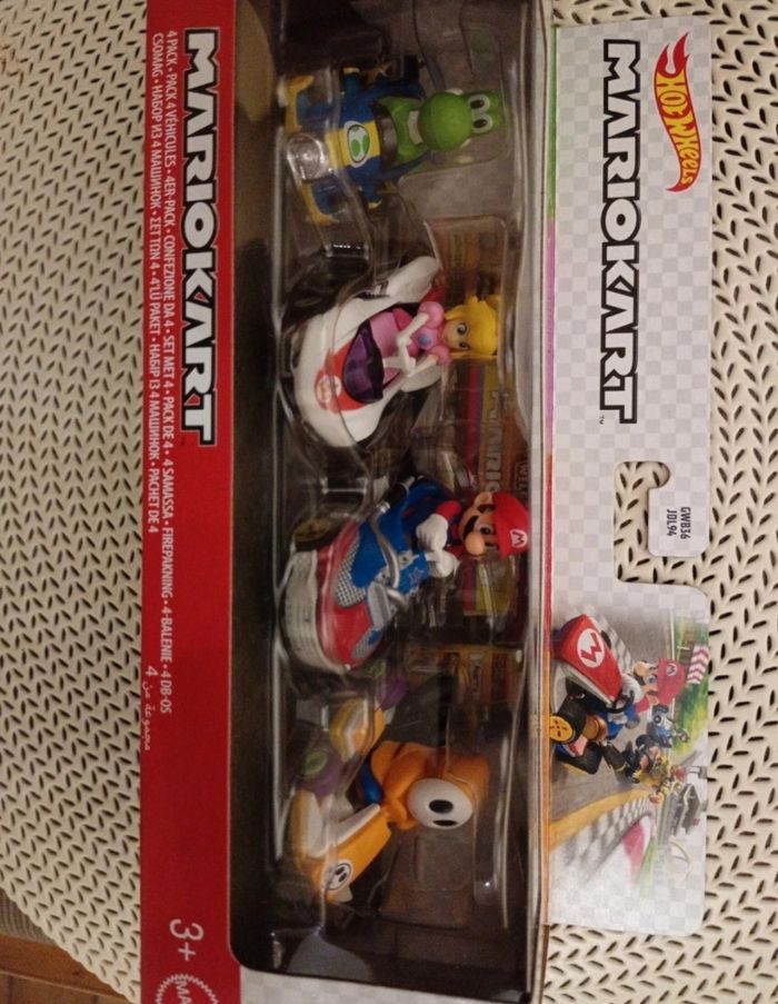 Coffret Mario kart hot wheels - photo numéro 2
