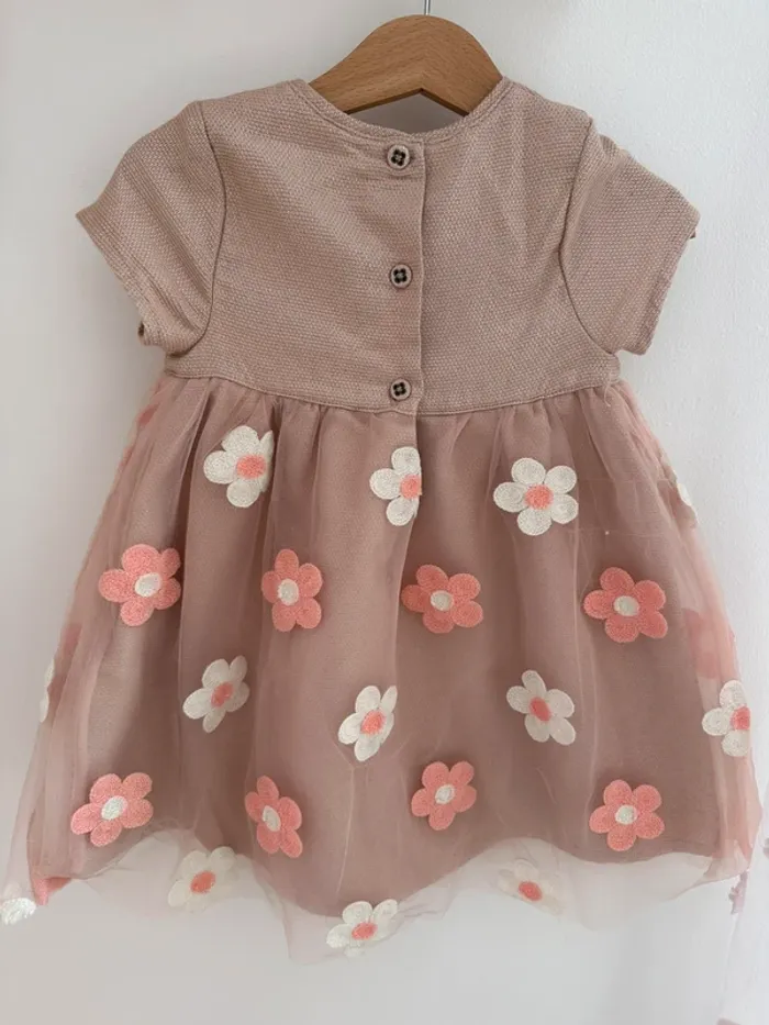 Robe fleurie irisée et tulle - photo numéro 3