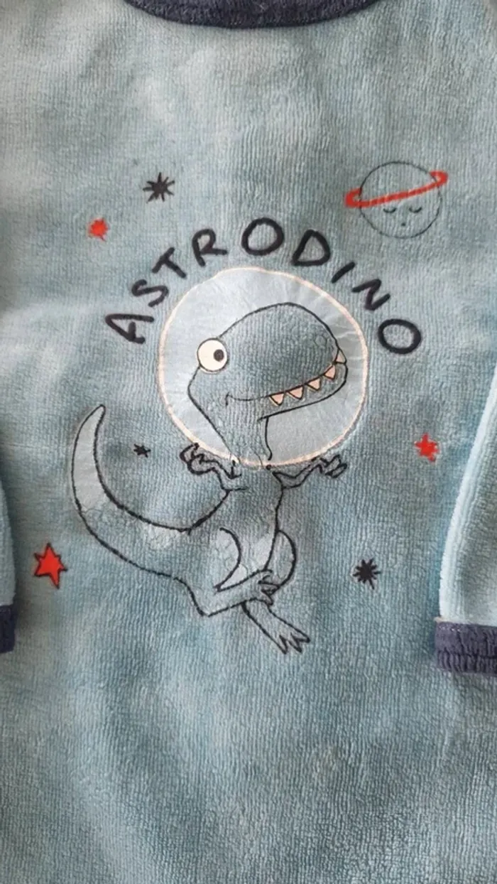 Lot de 4 pyjamas hiver 3 mois - 62 cm - photo numéro 3