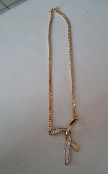Collier doré