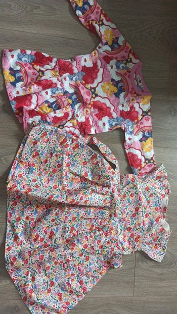 Rare lot de 2 robe de la marque Cath Kidston taille 4/5 ans