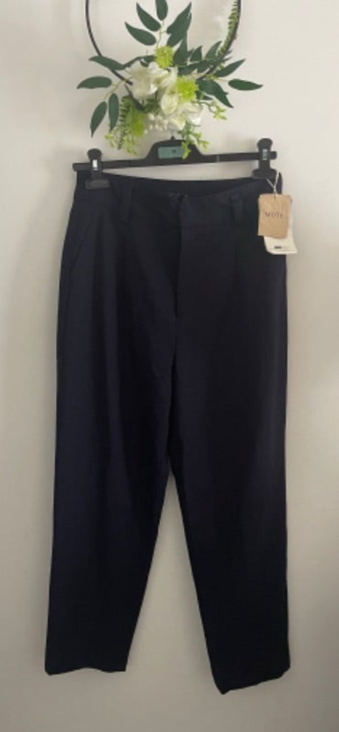 🌸Pantalon tailleur bleu marine taille M shein 🌸