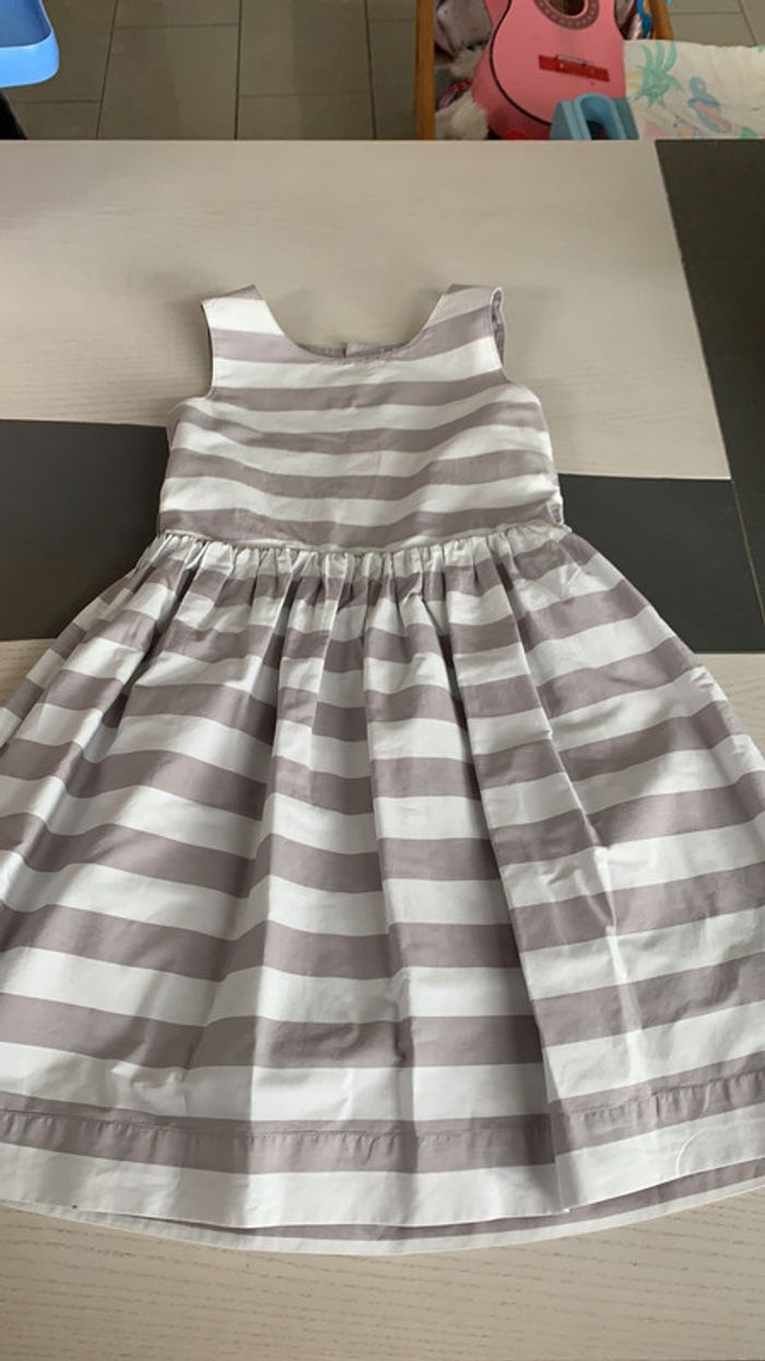 Robe réversible 8ans KIABI - photo numéro 5