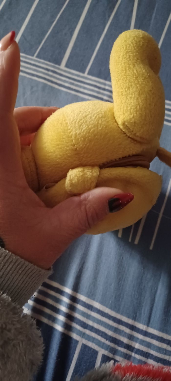 Très belle petite peluche livre Winni l'ourson - photo numéro 9