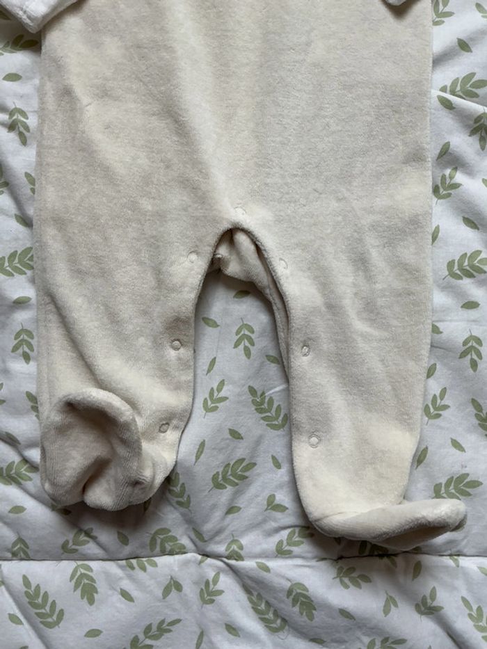 pyjama grenouillère en velours beige et blanc 6/9 mois zy baby - photo numéro 4