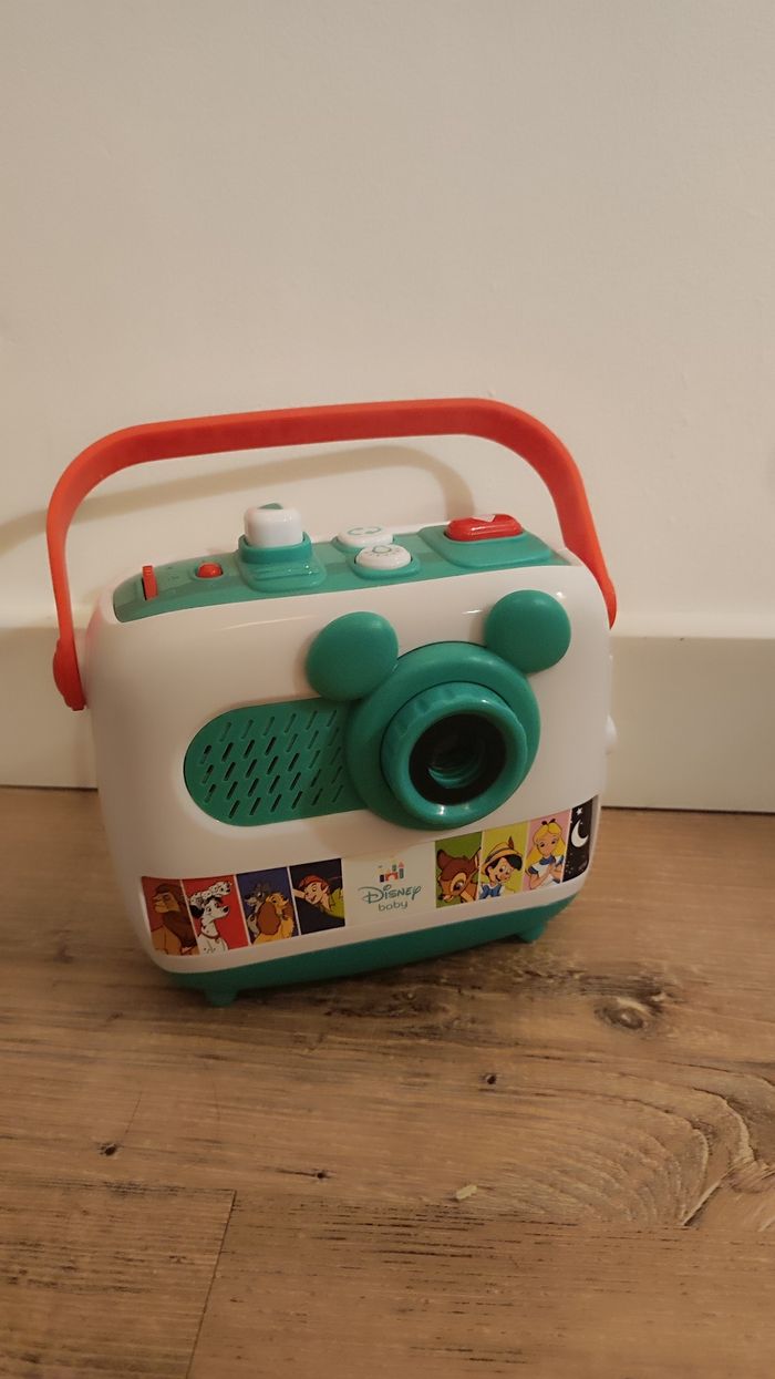 Projecteur d'histoires et conteuses DISNEY