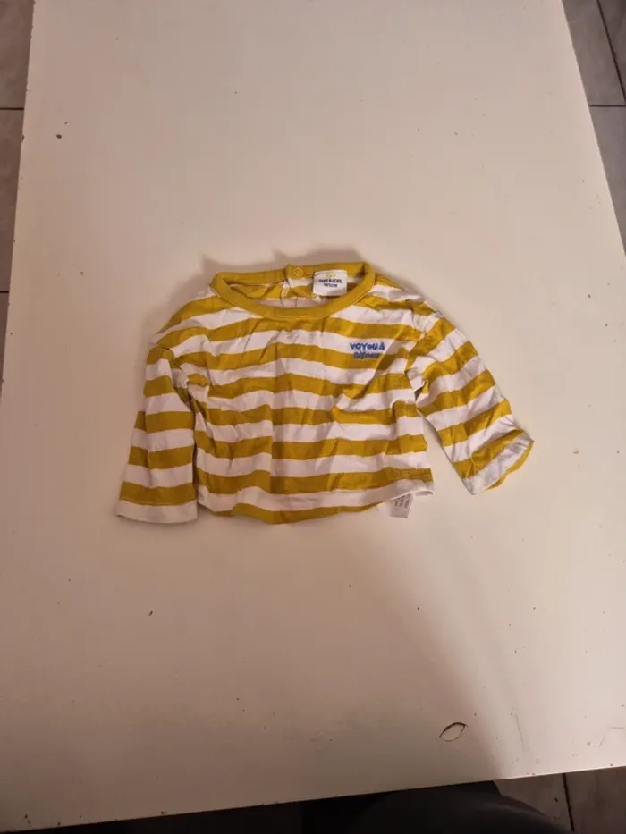 T-shirt à manches longues 1 mois