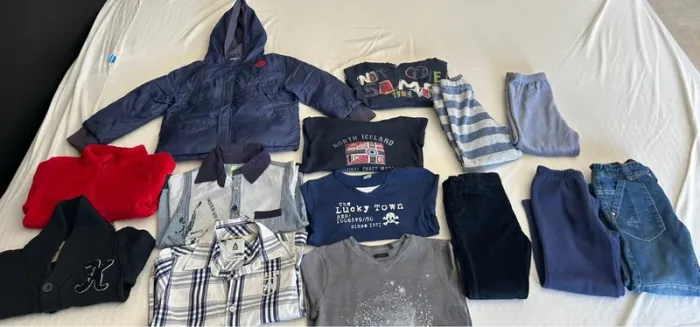 Lot garçon 4 ans 14 pièces - photo numéro 4