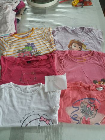 Lot 6 tee shirt 3 ans