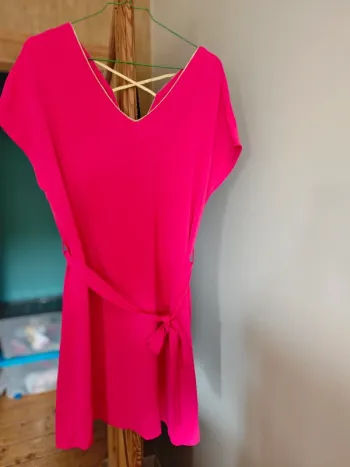 Robe rose jamais portée