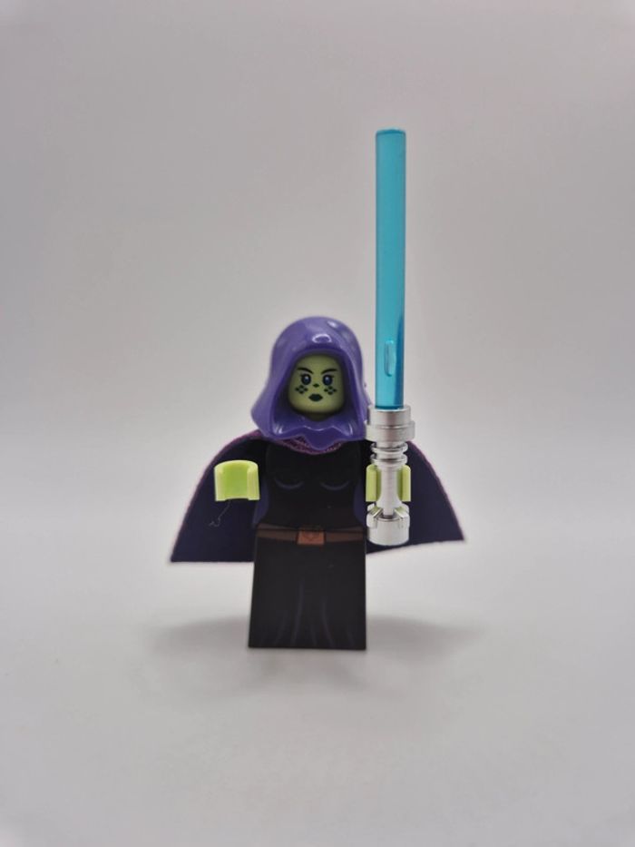 Figurine type lego custom Jedi Barriss Offee star wars