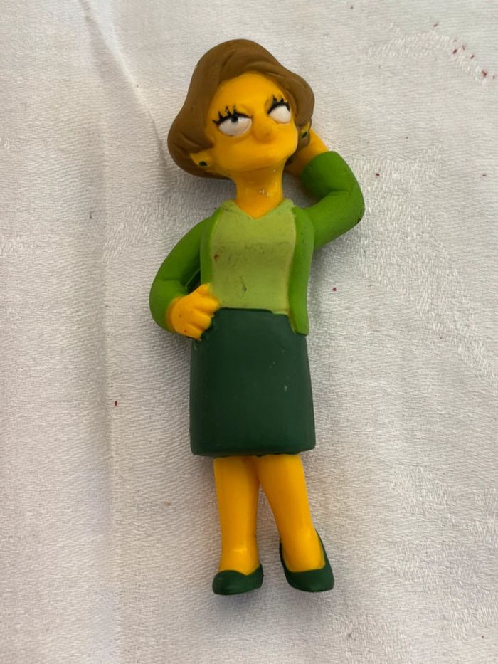 Figurine Les Simpsons Edna Krapabell