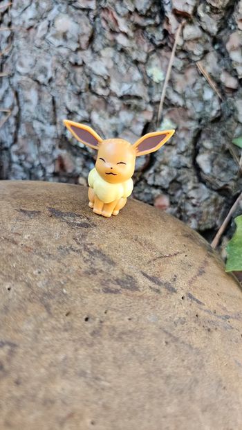 Super figurine Pokemon Nintendo Évoli