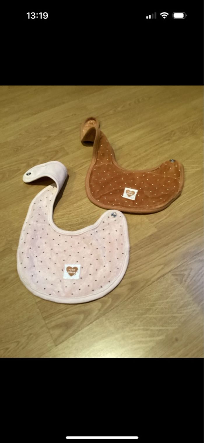 Lot de 2 bavoirs bébé fille - photo numéro 2