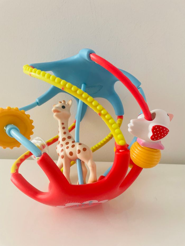 Boule d’activités Sophie la Girafe neuve - photo numéro 2