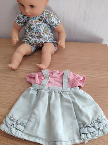 Poupon 30 cm robe corolle