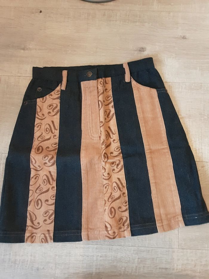 Jupe Tape à l œil 10ans Neuve