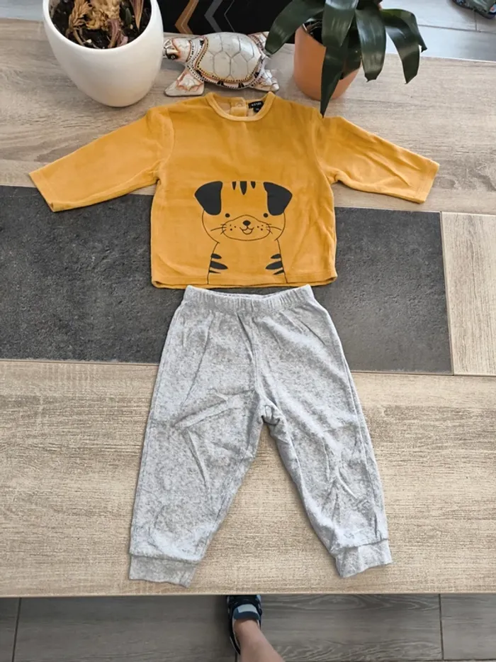 Pyjama hiver 2 pièces garçon 18 mois Kiabi - photo numéro 2