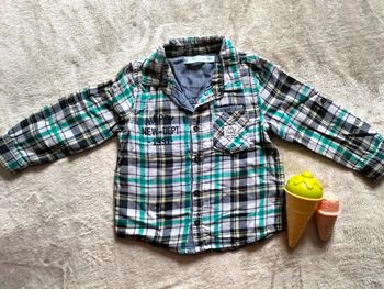 Chemise taille 24 mois