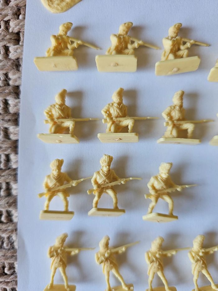Petits soldats airfix grenadiers anglais guerre d'indépendance d'Amérique - photo numéro 3