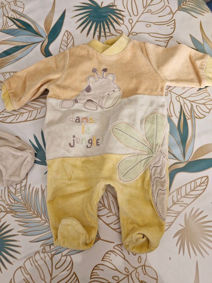 Lot  1o pyjama 1 mois - photo numéro 7