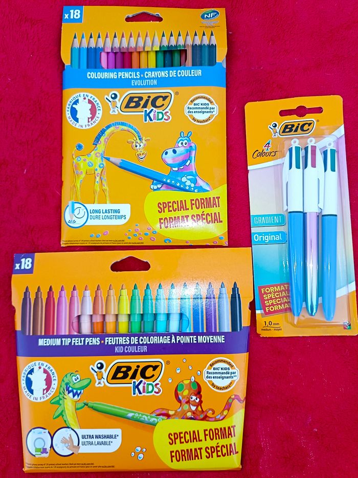 Lot de fournitures scolaires - photo numéro 2