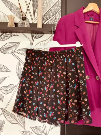 Taille 38 ~ M jupe légère femme La Redoute noire orange violet * florale * 🌷
