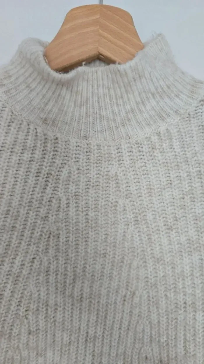 Pull chaud - photo numéro 3