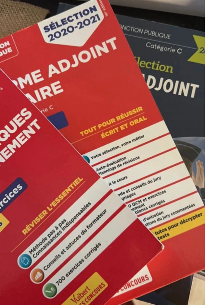 Lot 3 livres informations GAV