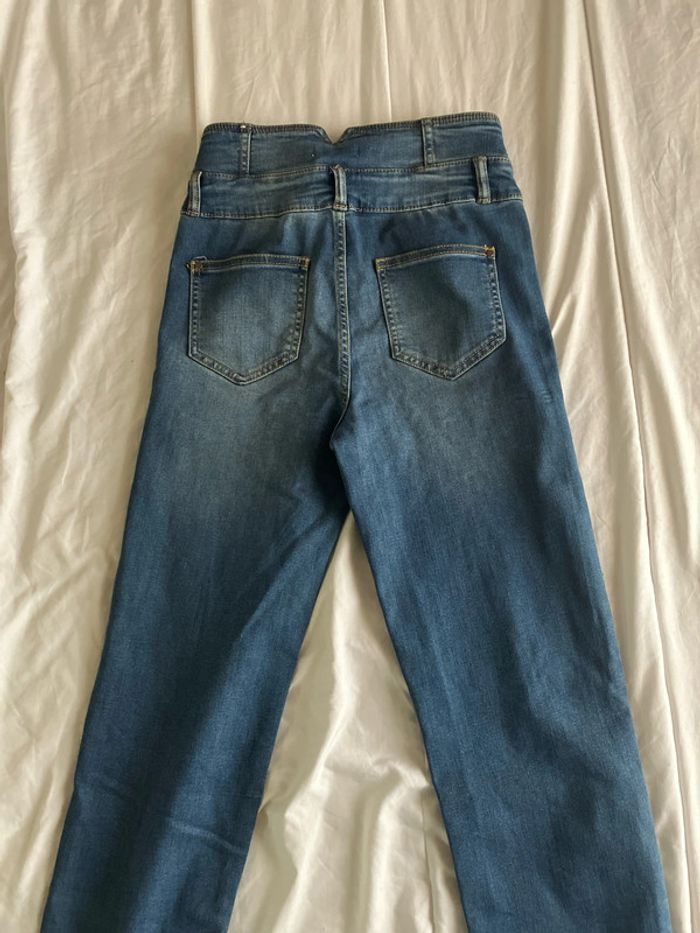 Jean cache cache - photo numéro 5