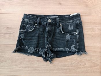 Short jeans