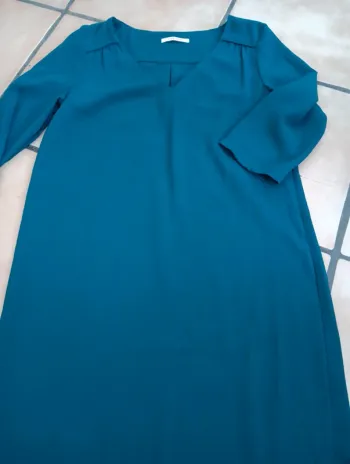 Robe bleu pétrole