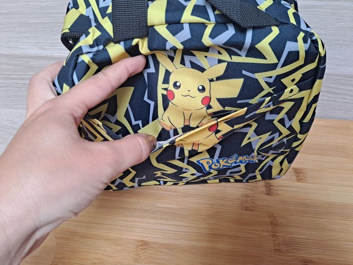 neuf sac isotherme pour repas lunch gouter pique nique pikachu éclair pokémon - photo numéro 3