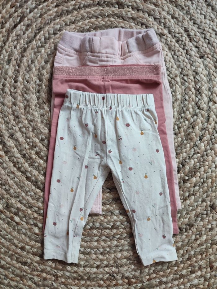 Lot pantalons multimarques 9M - photo numéro 2