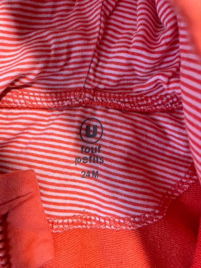 Gilet marque U - photo numéro 4